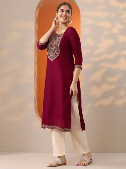 Pink Embroidered Silk Blend Straight Kurta